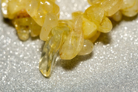 Fashion yellow bracelet made of citrine gravel, natural stone jewelry.