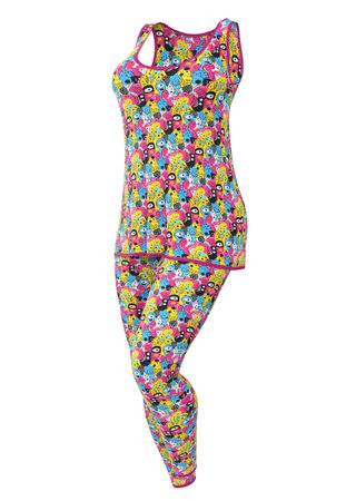 3D home outfit with leggings and a tunic featuring a funky pattern on an invisible mannequin. Ideal for fashion designs, the image showcases a trendy and contemporary style. 3D Illustration.の写真素材