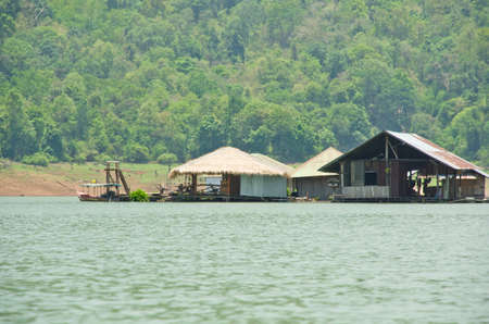 raft floating house on the Reservoirのeditorial素材