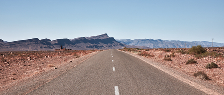 Endless road in Sahara Desert, Africaの写真素材