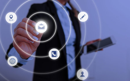 Receive the pending e-mail communication, New messages on mobile smartphone. Contact Chatting and...