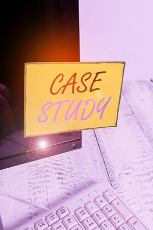 Writing note showing Case Study. Business concept for research methodology that has commonly used in social sciences Notation paper computer monitor screen near white keyboardの写真素材
