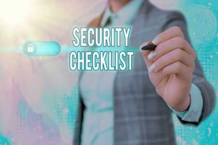 Writing note showing Security Checklist. Business concept for Protection of Data and System Guide on Internet Theftの写真素材