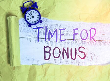 Handwriting text Time For Bonus. Conceptual photo Limited exclusive offer, extra discounts, crazy dealの写真素材