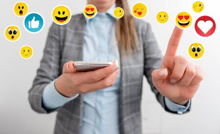 Social Media Communication Chat Messages Blank Speech Bubble Flat Icon