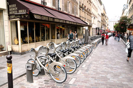 PARIS - May 7: Bicycle sharing station on May 7, 2009 in Paris, France. With more than 20 thousand bicycles, Paris sharing system is largest in Europe.のeditorial素材