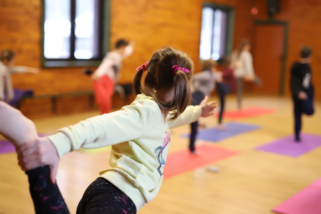 yoga classes for children on matsの写真素材