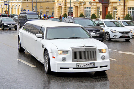 MOSCOW, RUSSIA - JUNE 3, 2012: White limousine Chrysler 300C at the city street.のeditorial素材