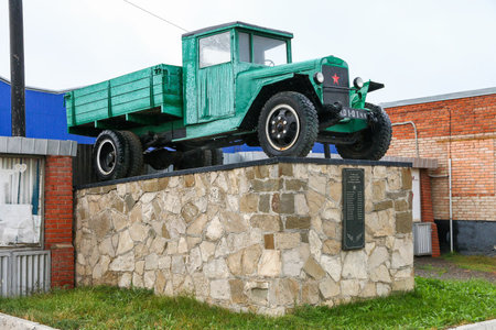 Kuvandyk, Russia - September 26, 2022: Monument of the Soviet army truck UralZiS-355 in the city street.のeditorial素材