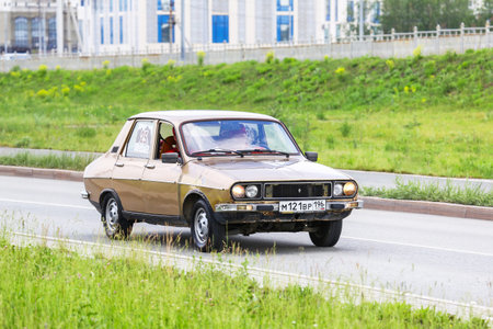 Verkhnyaya Pyshma, Russia - June 22, 2024: French classic car Renault 12 takes part in the Ural Cup retro rally.のeditorial素材