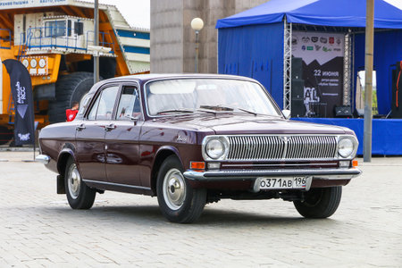 Verkhnyaya Pyshma, Russia - June 22, 2024: Soviet classic luxury car GAZ-24 Volga takes part in the Ural Cup retro rally.のeditorial素材