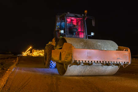 Road roller