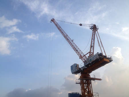 Crane is working.の素材