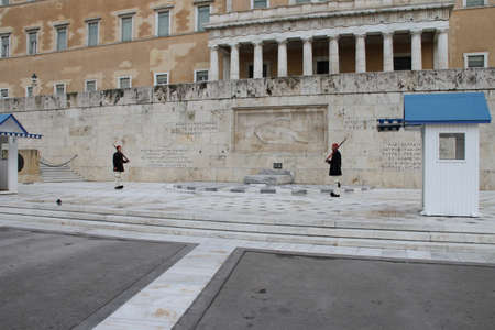 Chaning of guards at Greek Parliamentのeditorial素材
