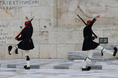 Chaning of guards at Greek Parliamentのeditorial素材