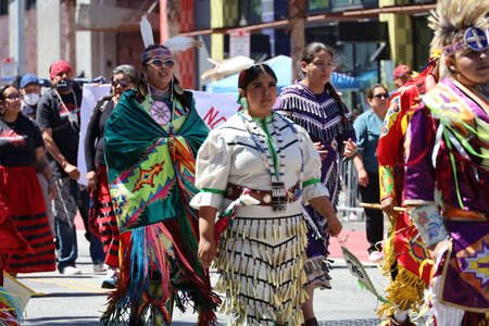 3-29-2022: San Francisco, California: Carnaval San Franciscoのeditorial素材