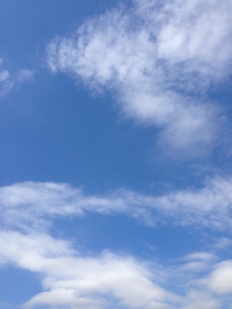Blue sky and white cloudsの素材