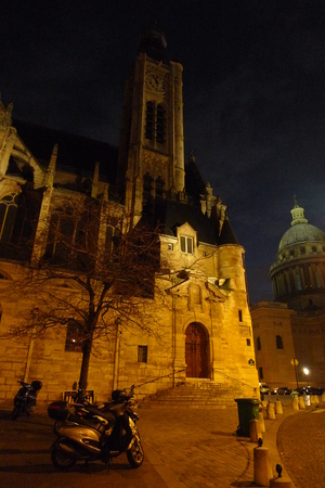 The ancient church of Saint-Etienne-du-Mont near the Pantheon in Paris at night. Winter before christmasの写真素材