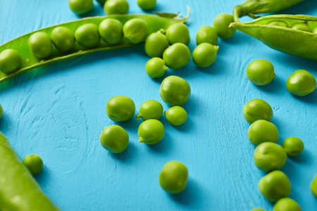 Fresh green peas close up. Food ingredients. Nature backgroundの写真素材