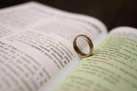 Ring Testamentの写真素材