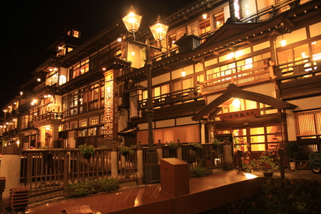 Japanese Old Hotels (Ginzan Onsen)のeditorial素材