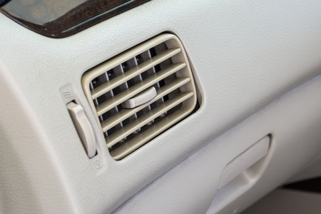 車 エアコン ボタン 矢印 Kuruma