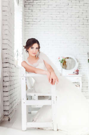 bride in white roomの写真素材