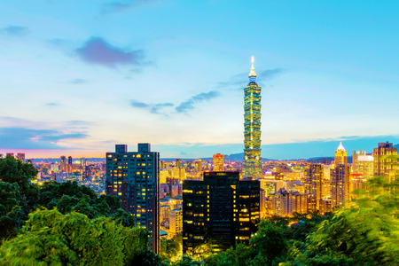 Beautiful Night view of Taipei taken from elephant mountainの写真素材