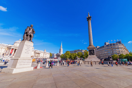 LONDON, UNITED KINGDOM - OCTOBER 06: This is Trafalgar square, it is a popular tourist destination in central London on October 06, 2017 in Londonのeditorial素材