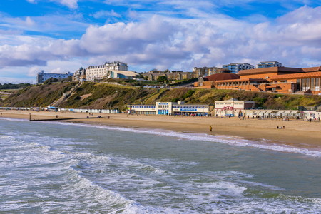 BOURNEMOUTH, UNITED KINGDOM - FEBRUARY 12: View of Bournemouth beach and seaside buildings on February 12, 2018 in Bournemouthのeditorial素材