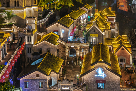 CHONGQING, CHINA - SEPTEMBER 22: This is a night view of traditional Chinese architecture at Longmenhao old street on September 22, 2018 in Chongqingのeditorial素材