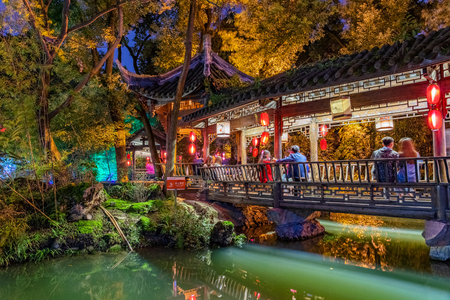 CHENGDU, CHINA - SEPTEMBER 25: Traditional Chinese pavilion along the lake at Jinli ancient town at night on September 25, 2018 in Chengduのeditorial素材