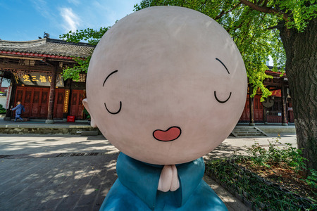 CHENGDU, CHINA - SEPTEMBER 28: This is a buddhist figure at Daci Temple, a traditional Chinese buddhist temple located in the downtown area on September 28, 2018 in Chengduのeditorial素材