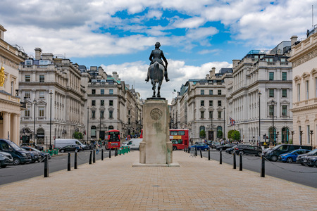 LONDON, UNITED KINGDOM - JUNE 21: This is the King edward vii statue in central London near Regent Street on June 21, 2019 in Londonのeditorial素材