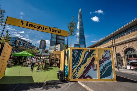LONDON, UNITED KINGDOM - AUGUST 22: This is the Entrance to Vinegar Yard, a famous market located in the downtown area on August 22, 2019 in Londonのeditorial素材