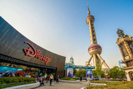SHANGHAI, CHINA, OCTOBER 30: This is the Disney store with the Oriental Pearl Tower in the Lujiazui financial district on October 30, 2019 in Shanghaiのeditorial素材
