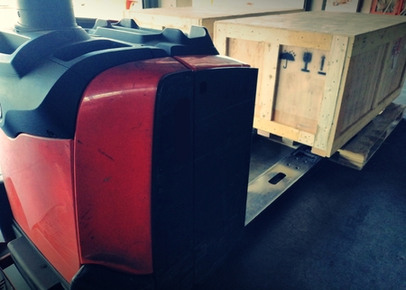 Electric Forklift is an ideal four-wheel electric lift truck solution for most indoor and warehouse...