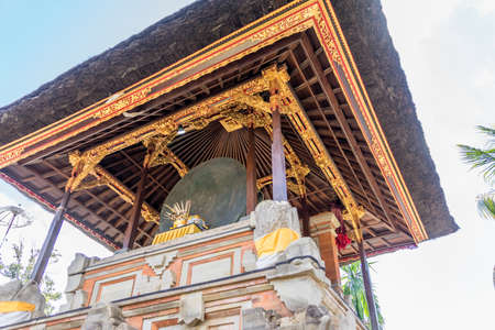 Pura Penataran Sasih, Huge bronze drum known as the Moon of Pejeng (Ratu Sasih) the largest single-piece cast drum in the world. Located in Tampaksiring, Blahbatuh, Bali, Indonesiaの写真素材