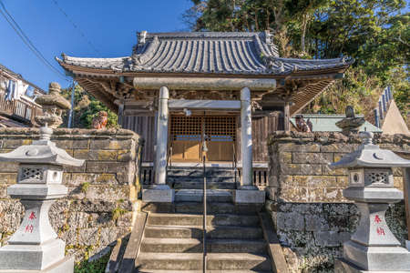 Kanaya, Futtsu-shi. Chiba prefecture, Japan - November 21, 2017 : Kanaya Jinja, Shinto shrine located near the mount nokogiri ropeway.のeditorial素材