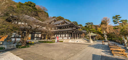 Kamakura, Kanagawa Prefecture, Japan - November 16, 2017 : Panoramic view of Haze-dera temple or Hase-kannon temple. Ishidoro (Stone Lanterns), Kannon-Do hall and Kannon Museum.のeditorial素材