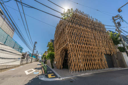 Tokyo, Minato Ward - August 17, 2018 - Sunny Hills Minami Aoyama Store. Jiigokugumi style facade....