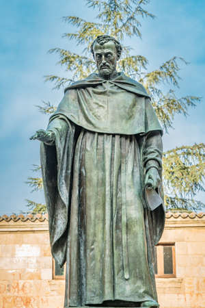 Salamanca, Spain - February 3, 2019 : Statue of Fray Luis de Leon at Patio de escuelas in front of Salamanca University. UNESCO World Heritage Siteのeditorial素材