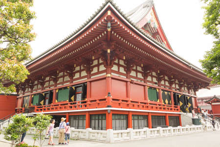 TOKYO, JAPAN - The asakusa temple in tokyo, japanのeditorial素材