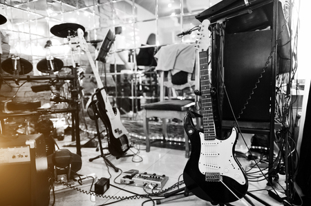 Setting up guitar audio processing effects and electric guitarの写真素材