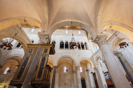 Bari, Italy - Jule 19, 2022: Interior of Basilica di San Nicola ( Saint Nicholas). Pilgrimage destination for Roman Catholics and Orthodox Christians from Eastern Europe.のeditorial素材