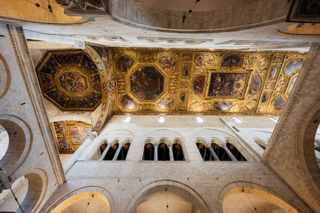 Bari, Italy - Jule 19, 2022: Interior of Basilica di San Nicola ( Saint Nicholas). Pilgrimage destination for Roman Catholics and Orthodox Christians from Eastern Europe.のeditorial素材