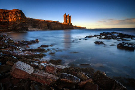 Old Keiss Castle ruins by the coast of North Sea, nerthern parts of scottish Highlands, Scotland.の写真素材