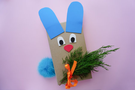 Gift wrapping in the form of a rabbit.