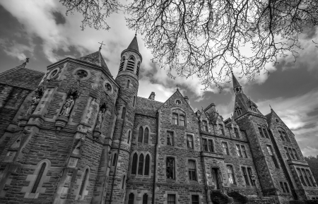 A shot of a Dramatic monastery in Scotlandの写真素材