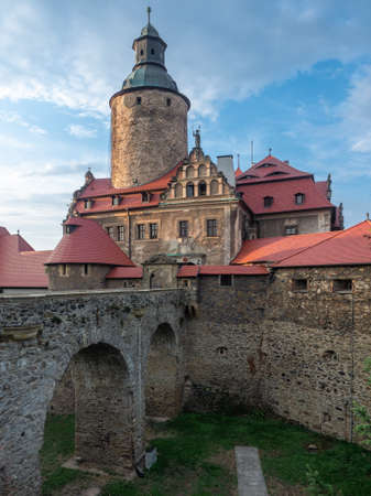 Czocha, Poland-August 25, 2019: View on main gate and outer bastion from the inside of castle bailey. Visible tourist bar and the ticket sales point.のeditorial素材